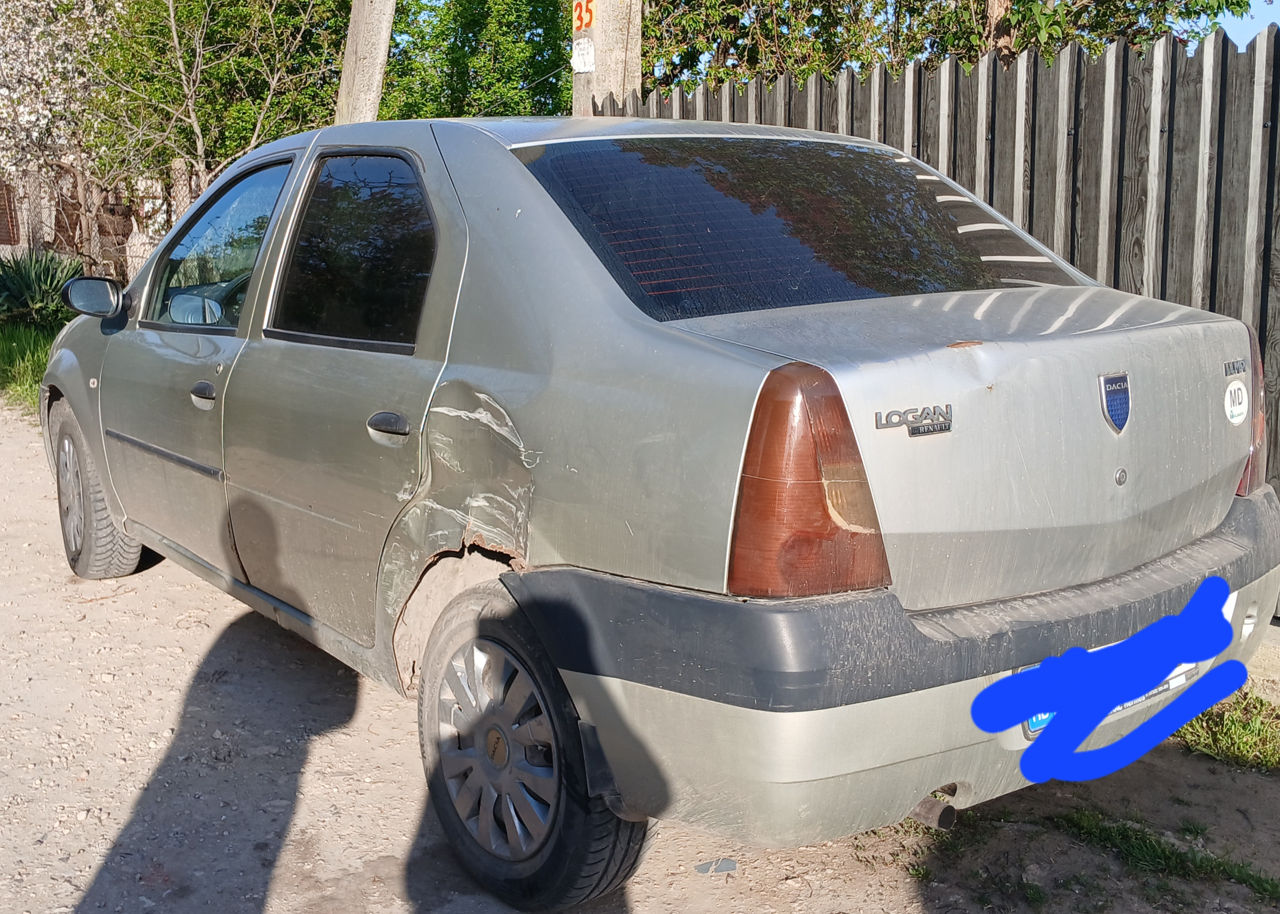 Dacia Logan foto 2