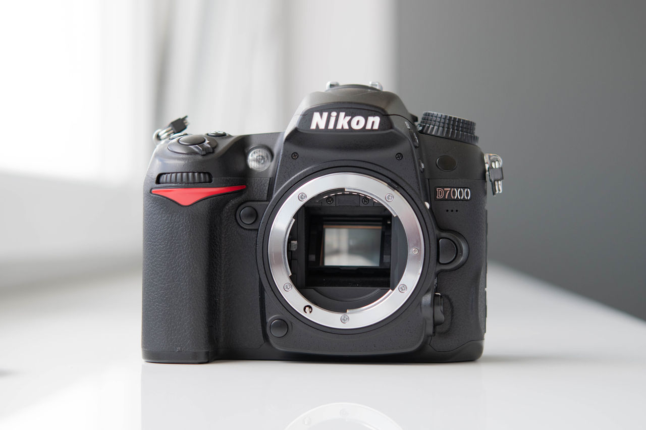 Nikon D7000 + grip Bălți foto 2