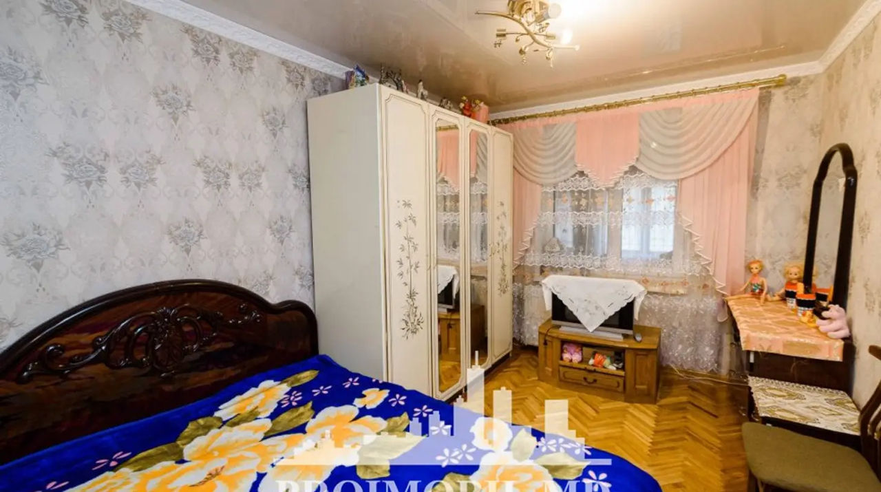 Apartament cu 4 camere, 110 m², Buiucani, Chișinău foto 9