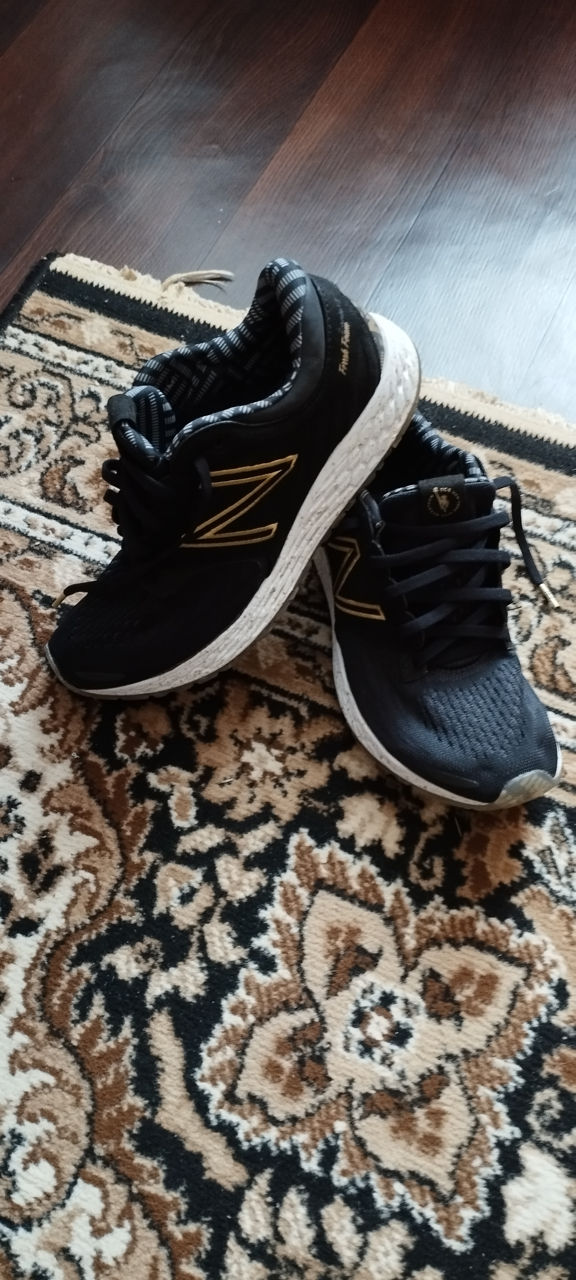Фирменные кроссовки New Balance