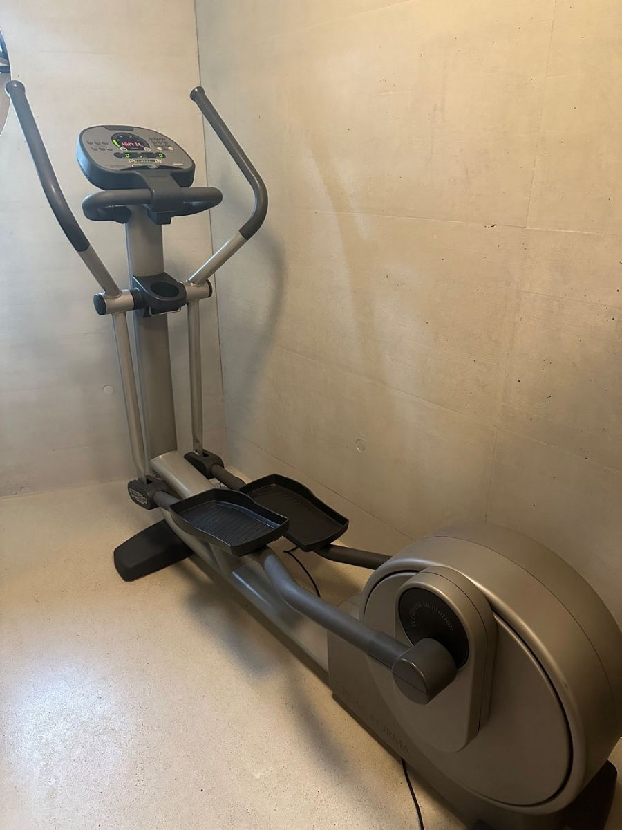 Bicicleta eliptica Technogym Cross Forma 500 foto 0