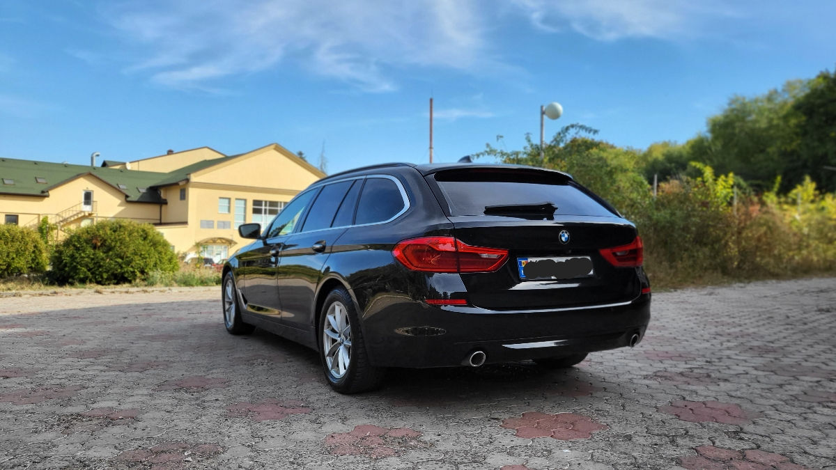 BMW 5 Series foto 5