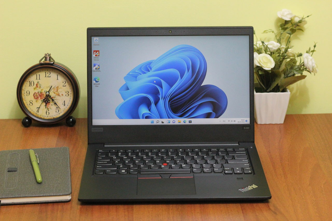 Lenovo ThinkPad E490 IPS (Core i5 8265u/8Gb DDR4/256Gb NVMe SSD/14.1" FHD IPS) foto 2