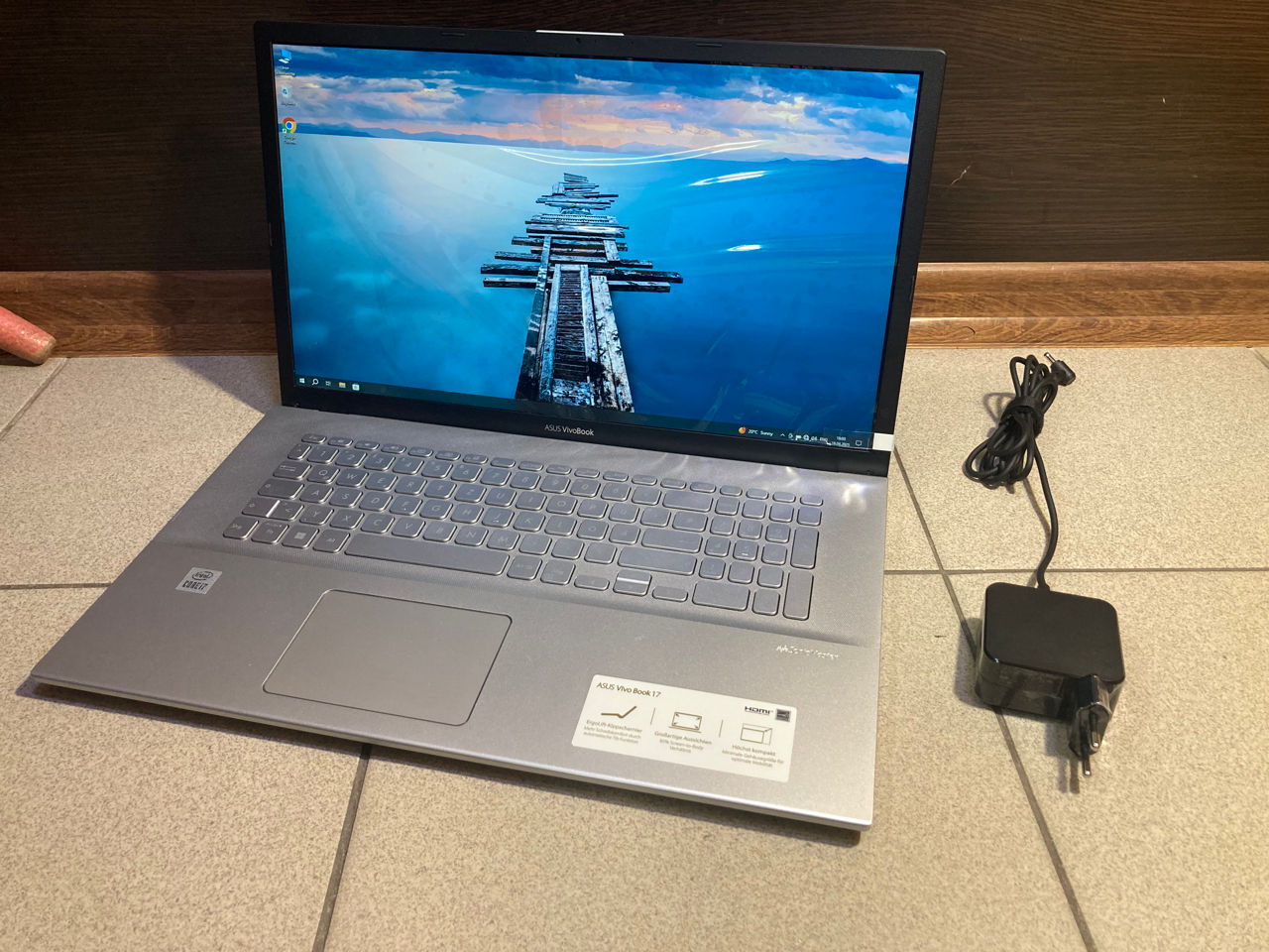 Asus R754 17 inch i7-10Gen 16 RAM SSD 512 фото 0