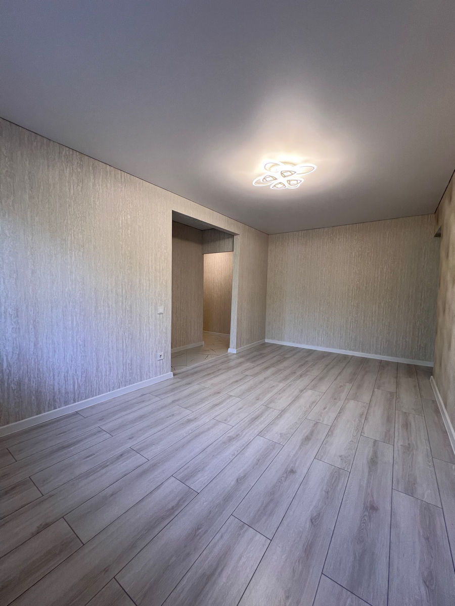 Apartament cu 3 camere,  9 cartier,  Bălți,  Bălți mun. foto 5