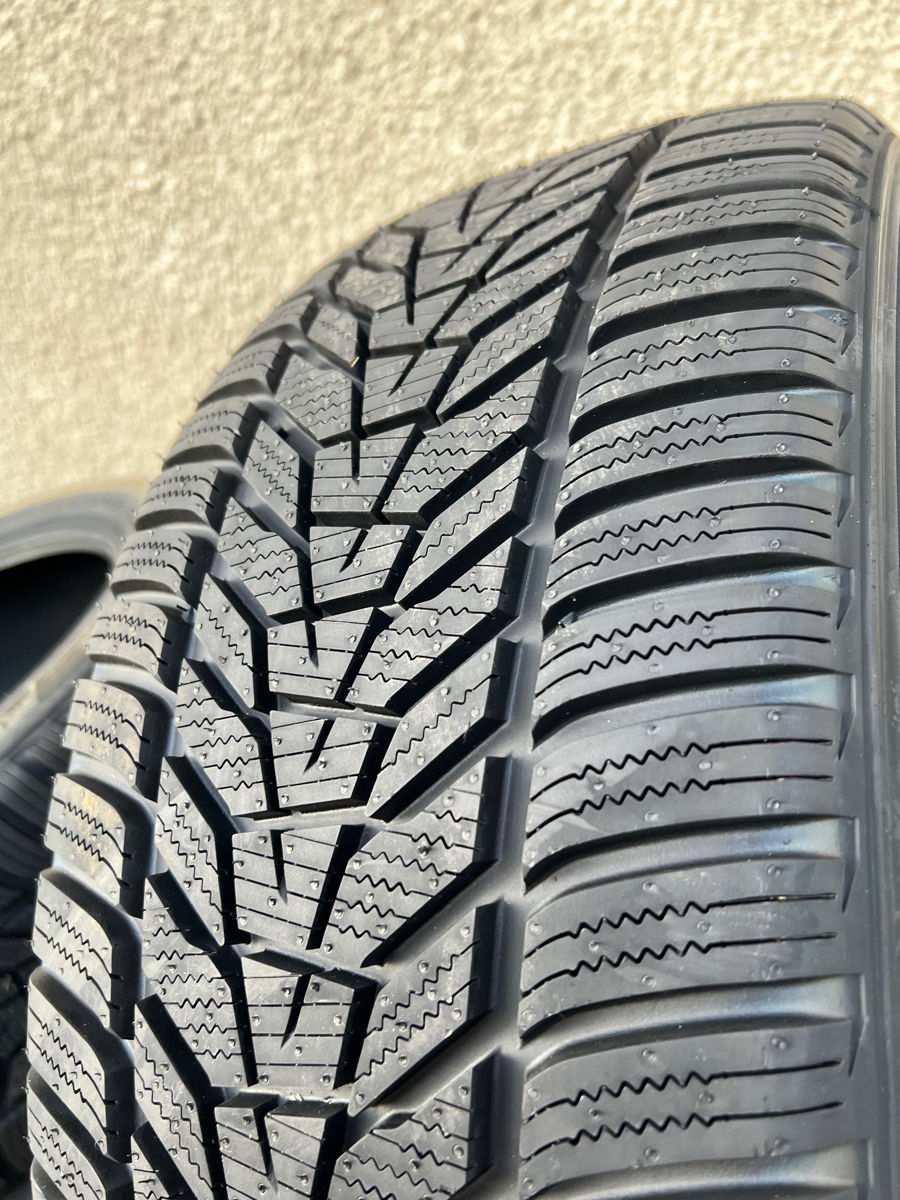 235/45 R19 Hankook Icept Evo3/ Доставка, livrare toata Moldova 2024 foto 4