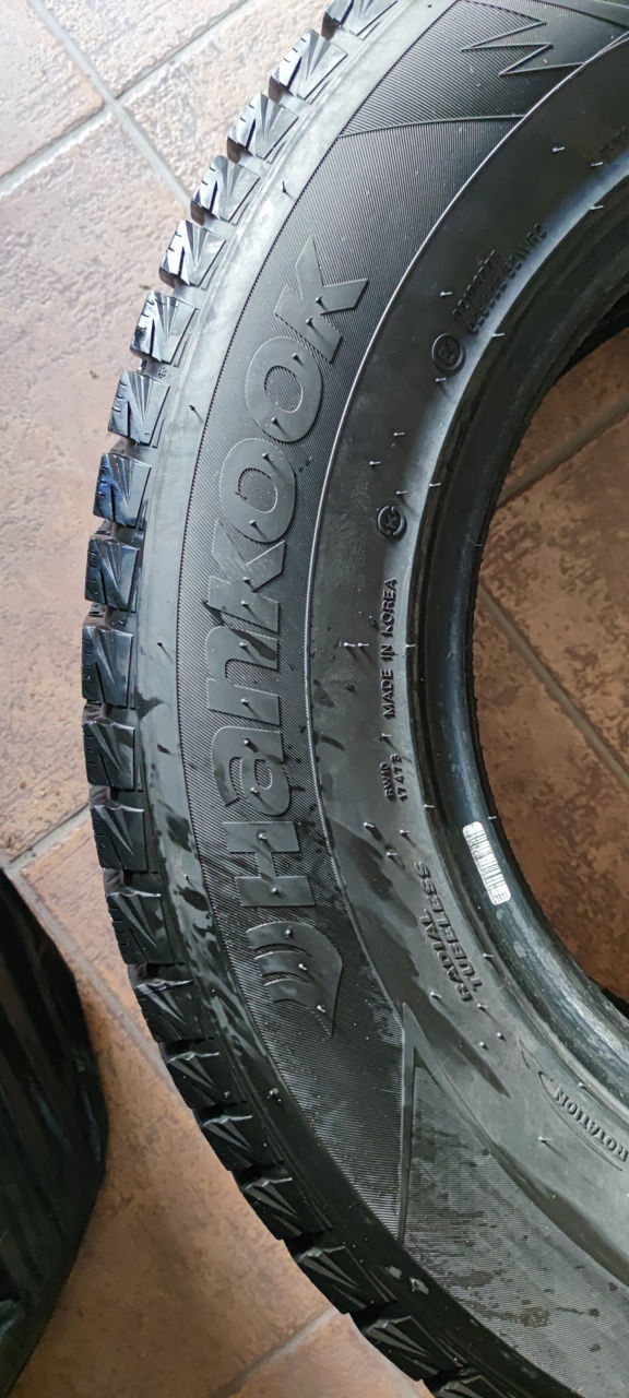 Anvelope de iarnă Hankook Winter i*cept X 225/70 R16  practic noi urgent! foto 4