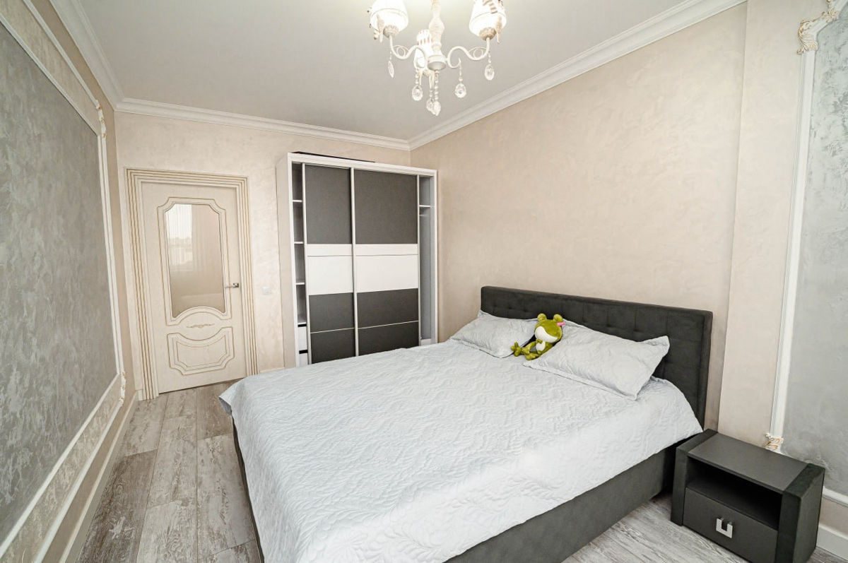 Apartament cu 2 camere, 76 m², Centru, Chișinău foto 7