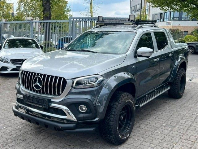 Mercedes X-Class