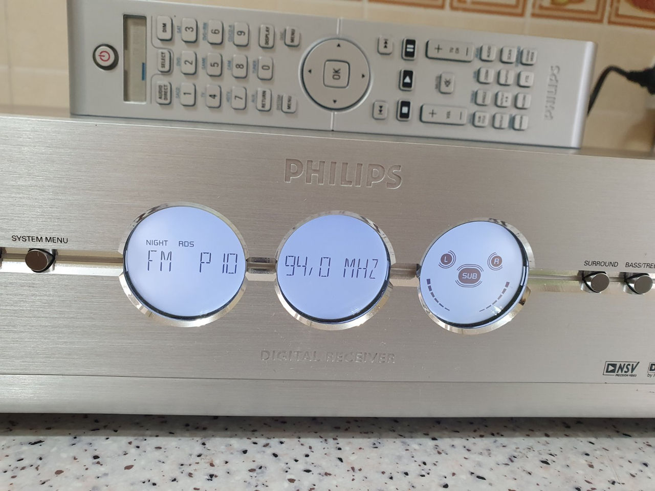 Philips DFR 9000 - Ресивер объемного звука. foto 3