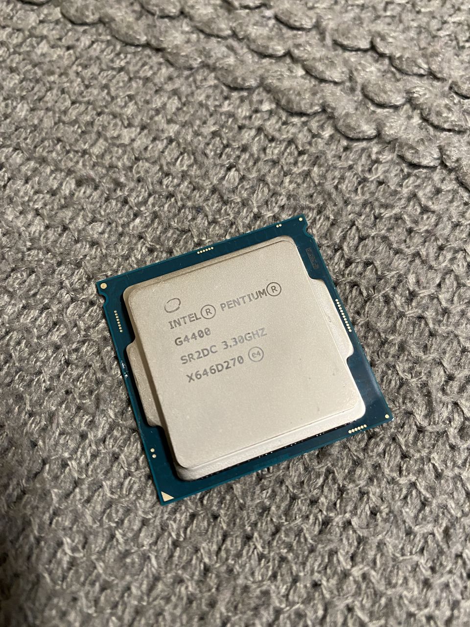 Intel Pentium g4400