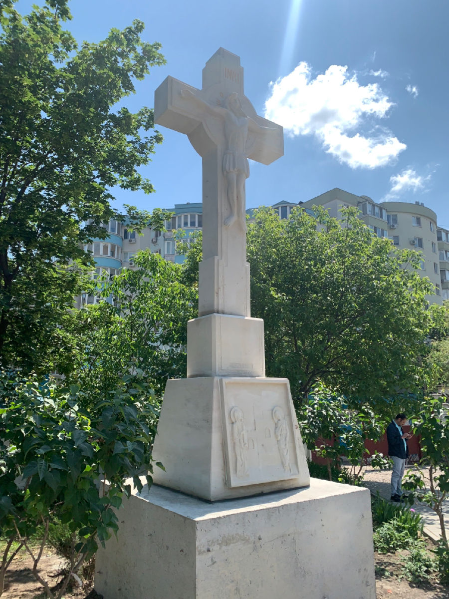 Rastigniri, monumente, lucrari din piatra de Cosauti foto 3