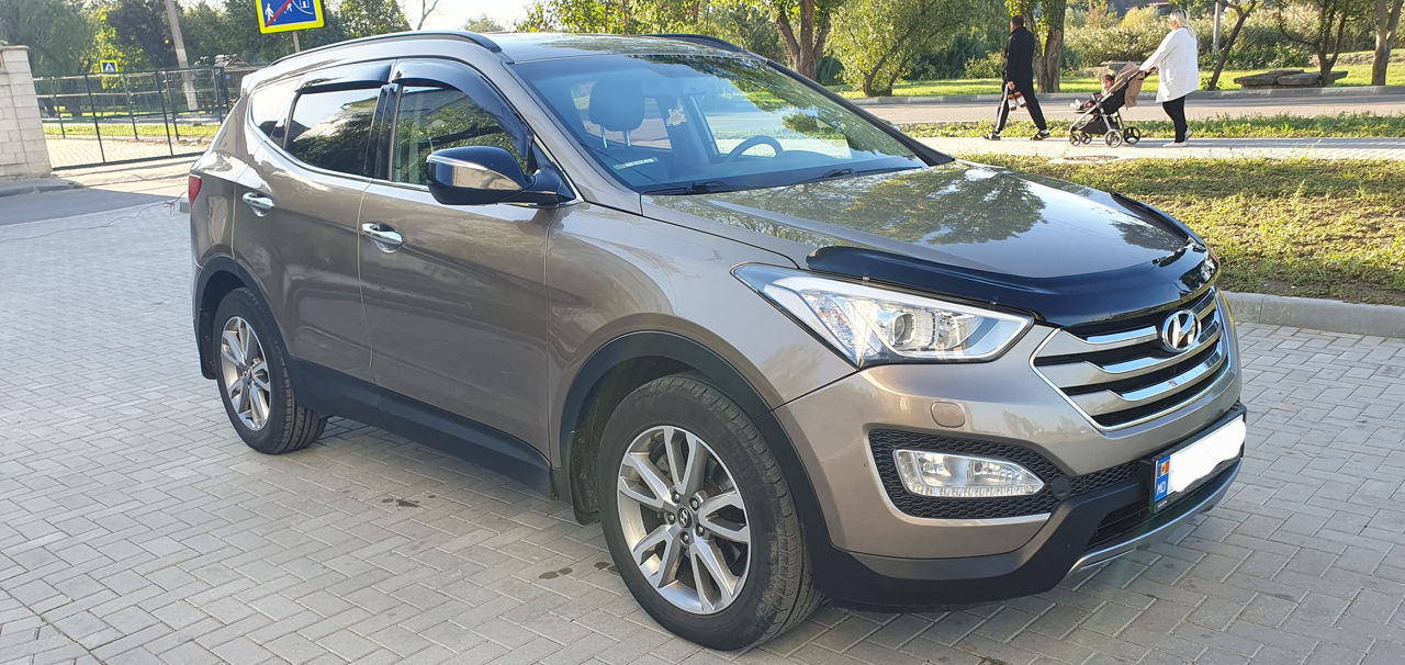 Hyundai Santa FE foto 1