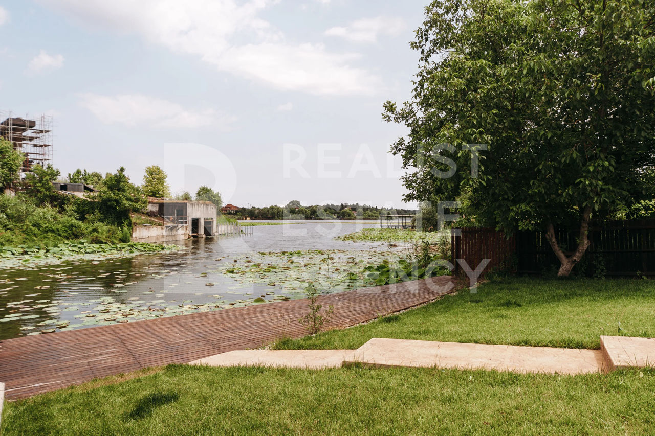 Casa cu piscina si iesire la lacul Snagov, 4 camere foto 7