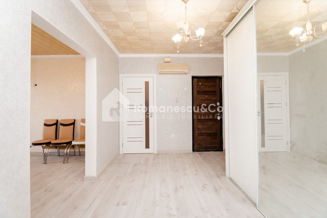 Apartament cu 3 camere, 72 m², Ciocana, Chișinău foto 12