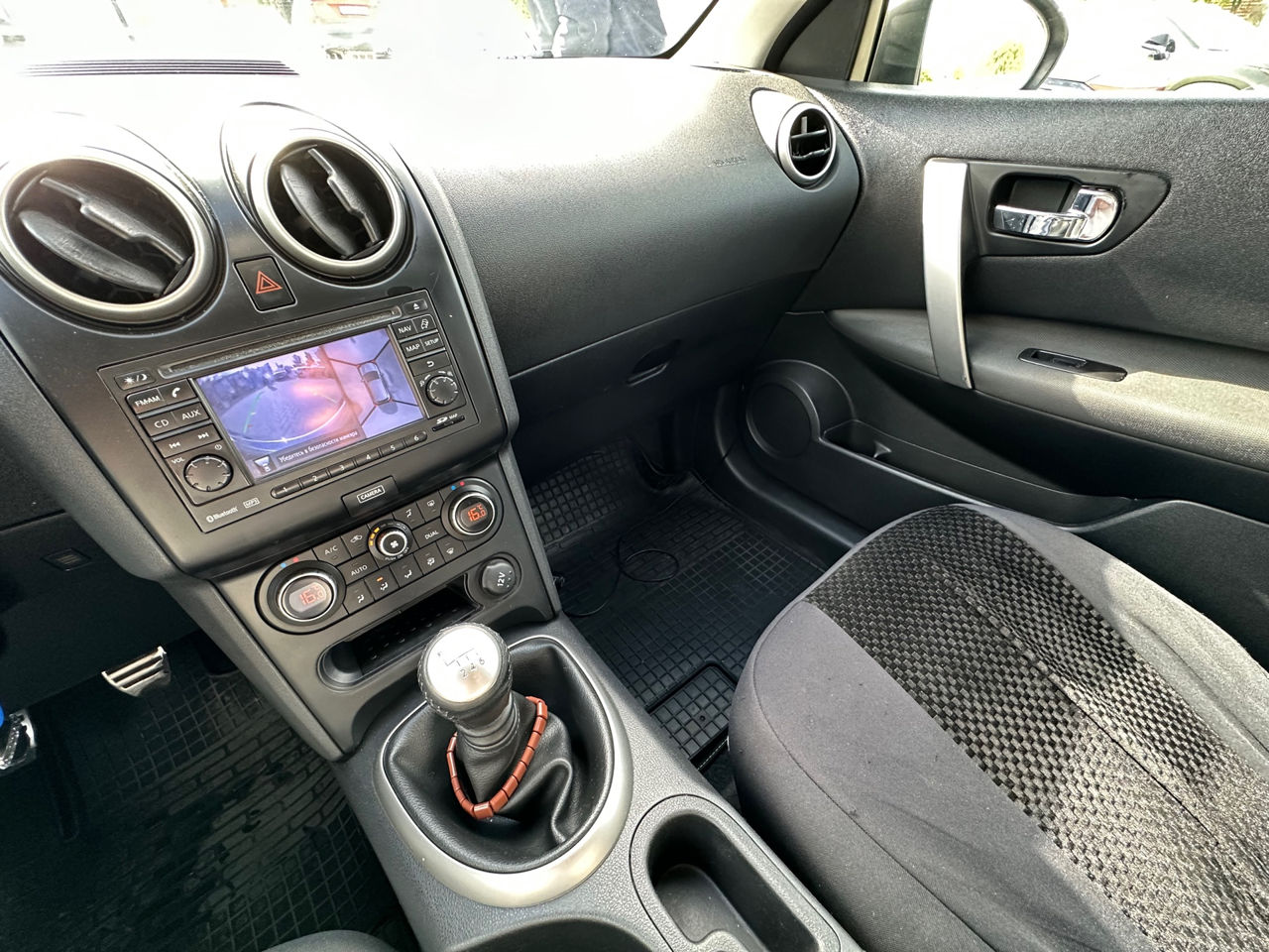 Nissan Qashqai foto 13