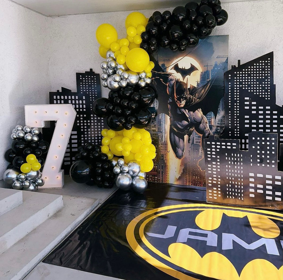 BalloonsUngheni - Decor nuntă / decor cumetrie / decor aniversare / baloane cu Heliu foto 1