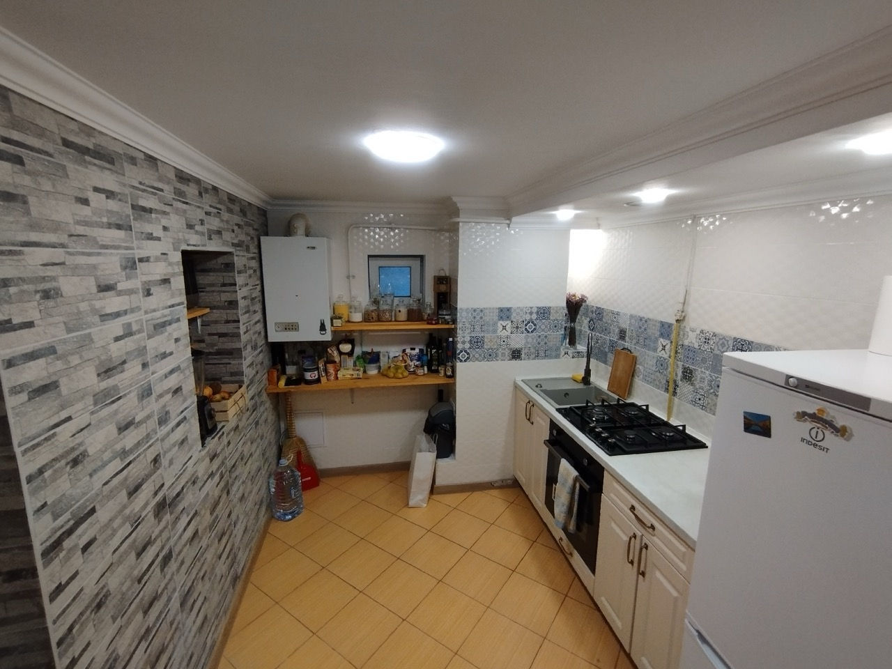 Apartament cu 2 camere, 40 m², Centru, Chișinău foto 3