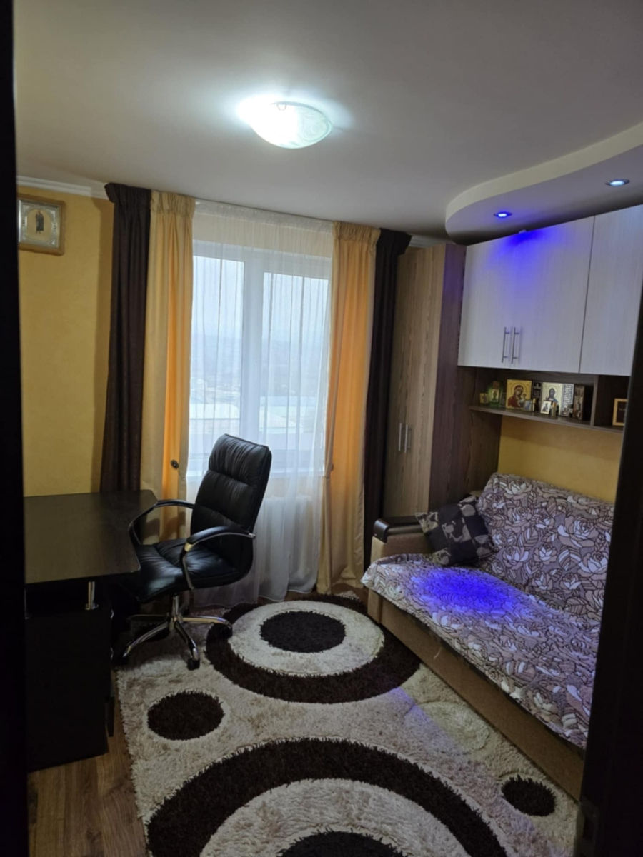 Apartament cu 3 camere, 69 m², Centru, Strășeni foto 5