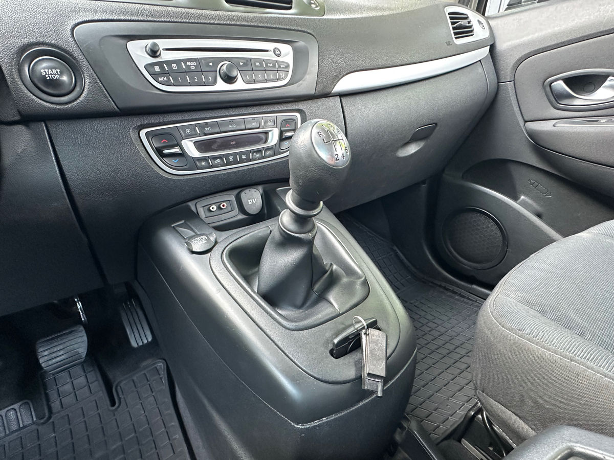 Renault Grand Scenic foto 11