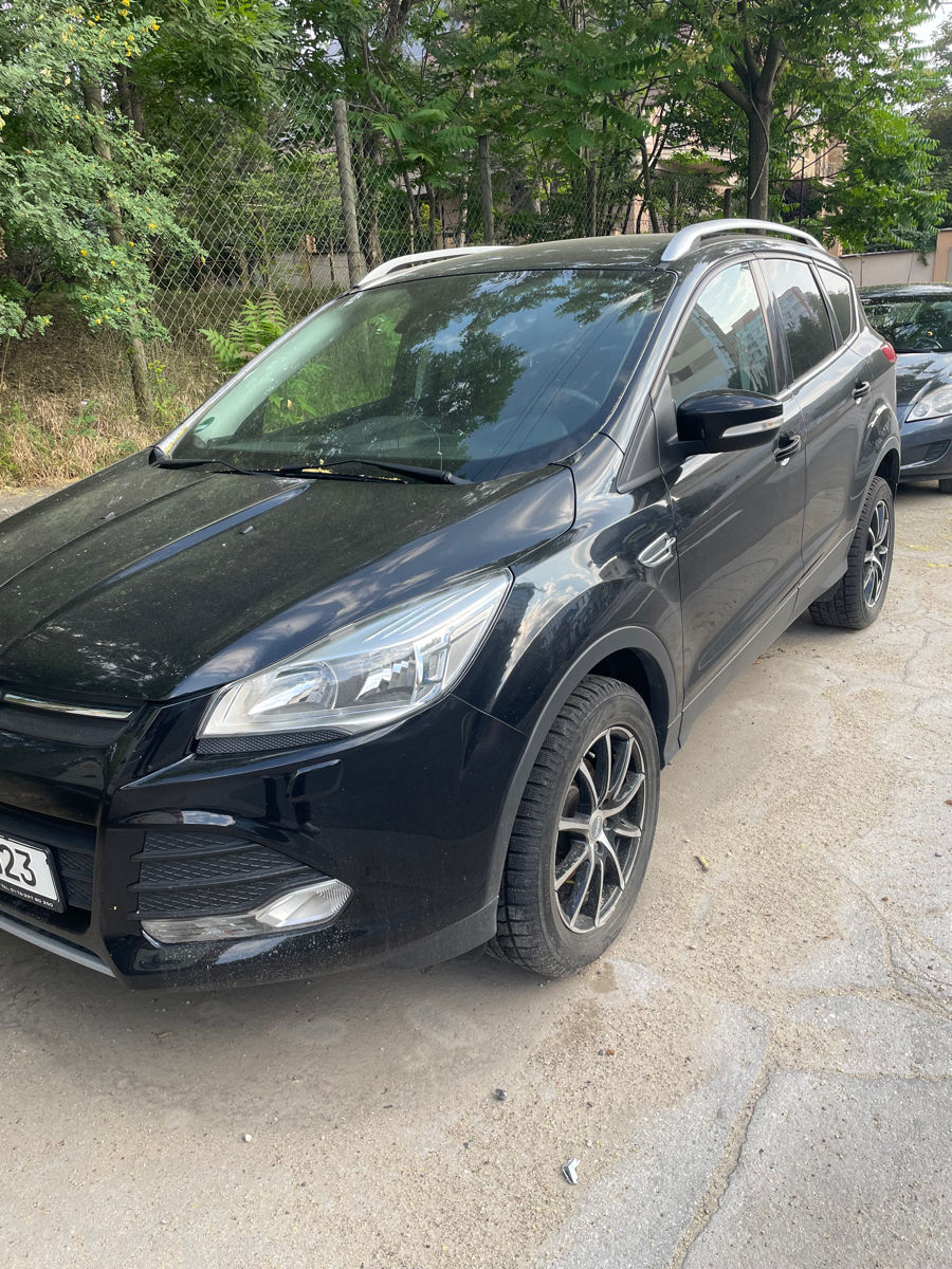 Ford Kuga foto 0