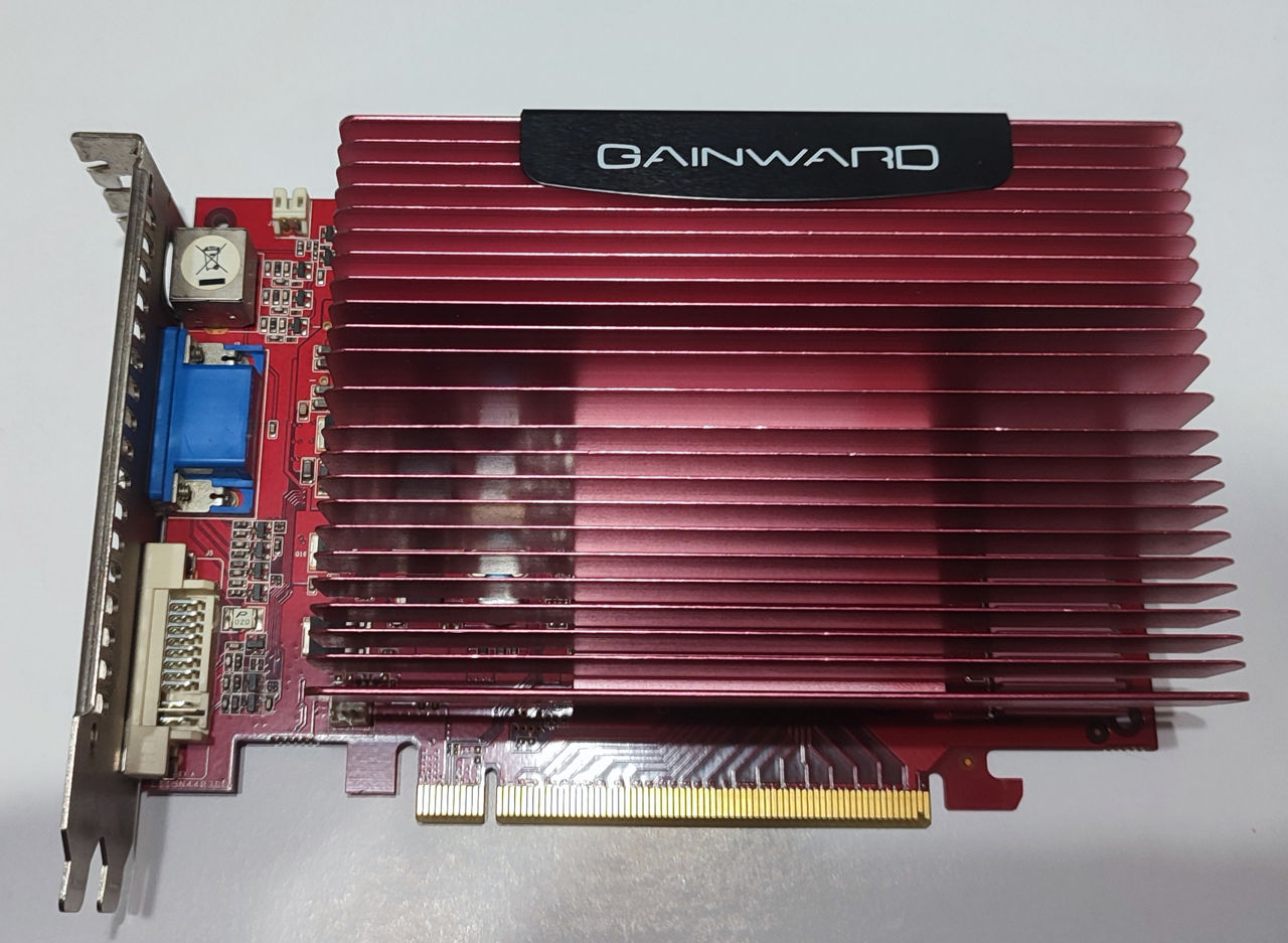 Видеокарта gainward geforce 8600 gt 500mhz pci-e 512mb 800mhz 128 bit