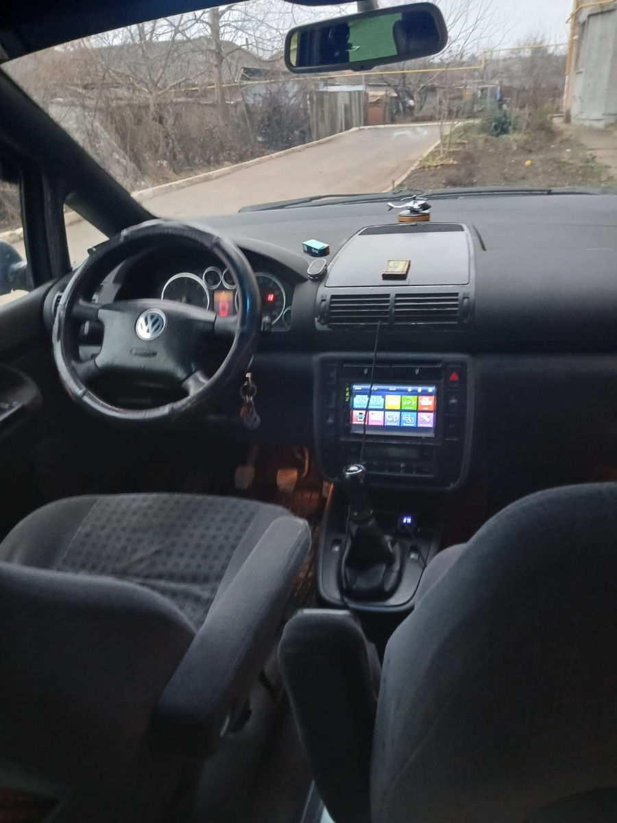 Volkswagen Sharan foto 6