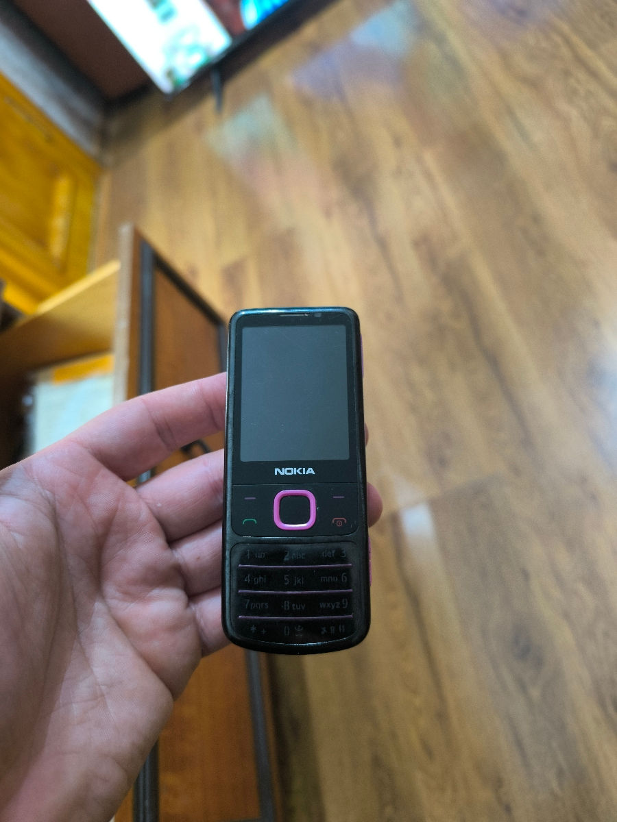 Nokia 6700c в хорошем состоянии foto 6