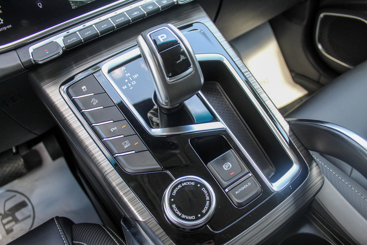 Geely Atlas Pro foto 10