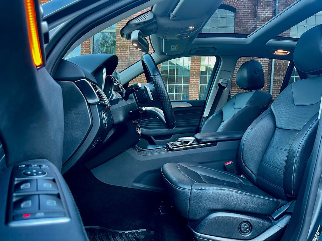 Mercedes benz gle250d  - chirie auto - авто прокат - rent a car foto 4