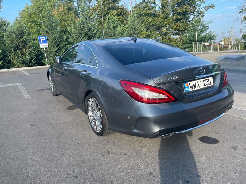 Mercedes CLS-Class foto 2