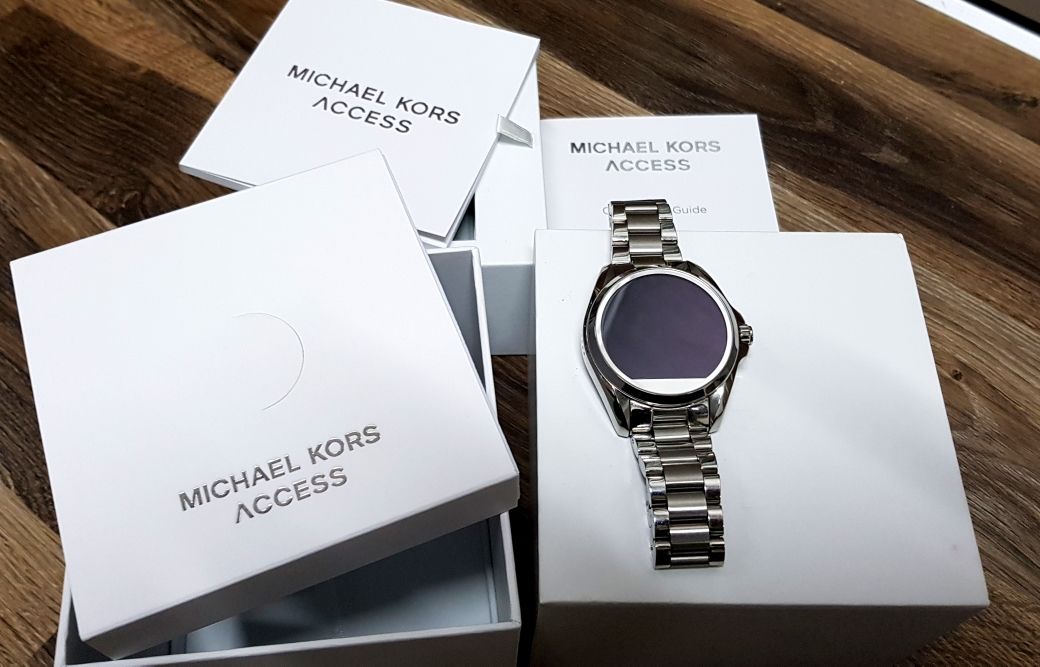 Michael kors hot sale sable smartwatch