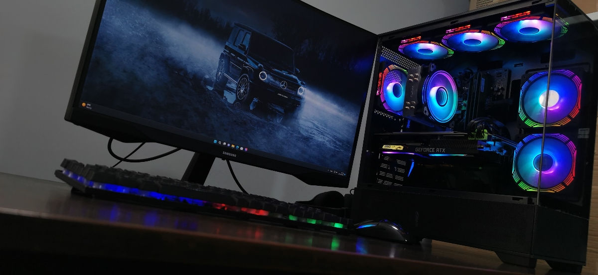 Gaming PC! i7 8700k rtx 2070 Msi GamingX 32Gb Ram foto 1