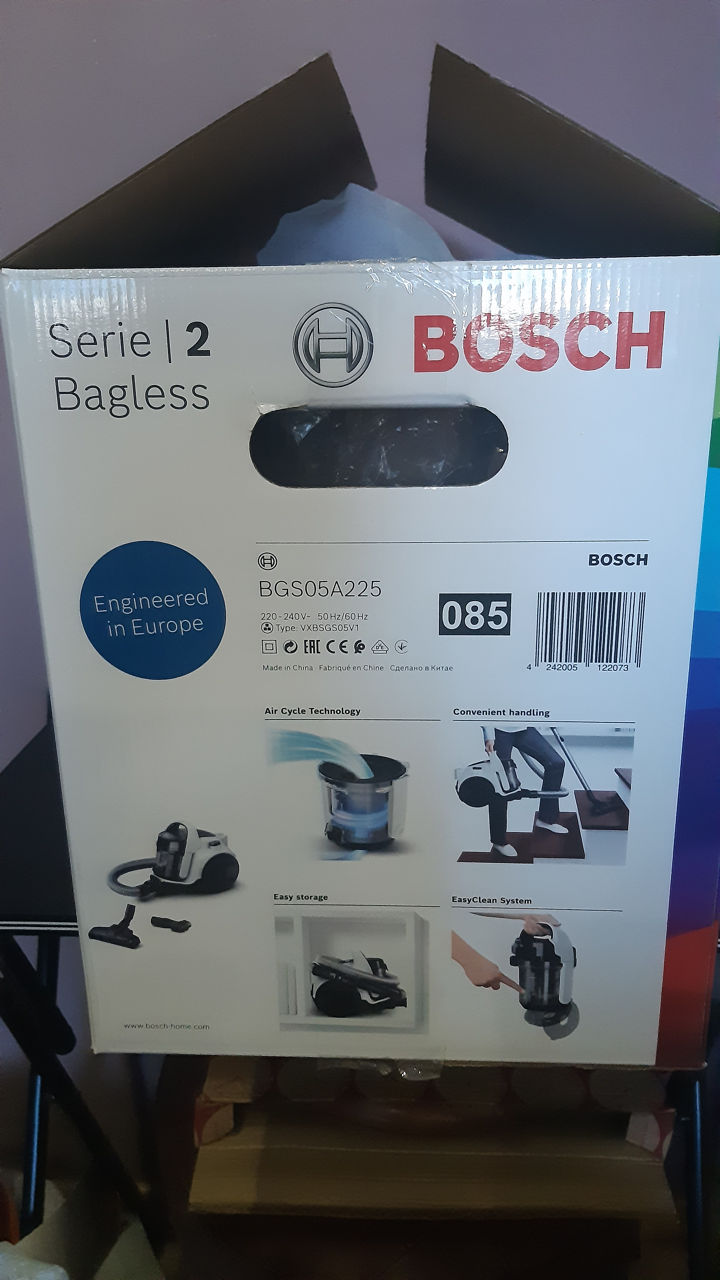 Aspirator Bosch cu container. фото 1