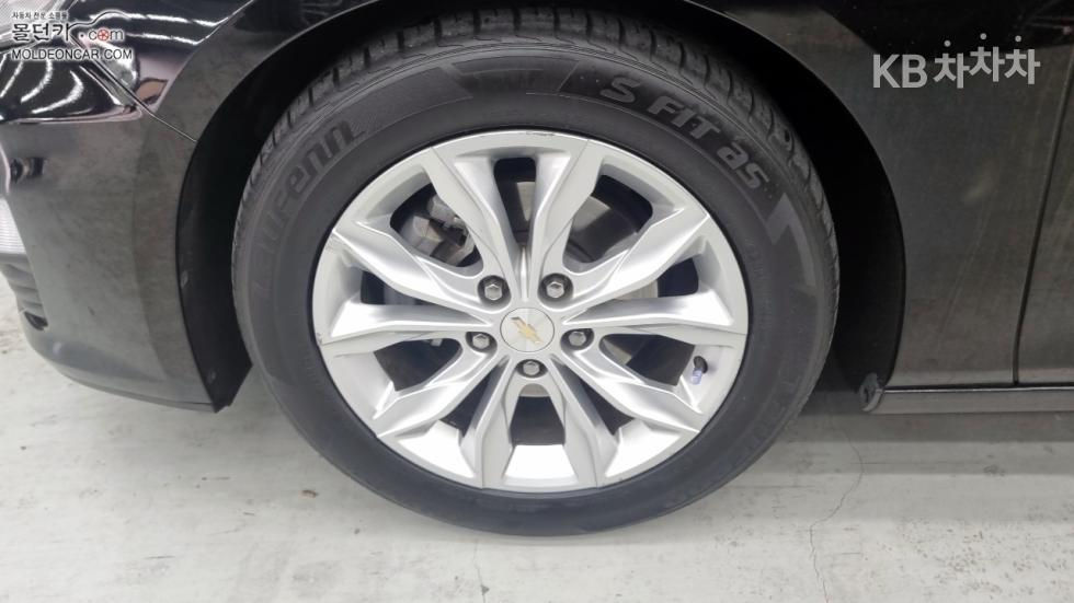 Chevrolet Malibu фото 10