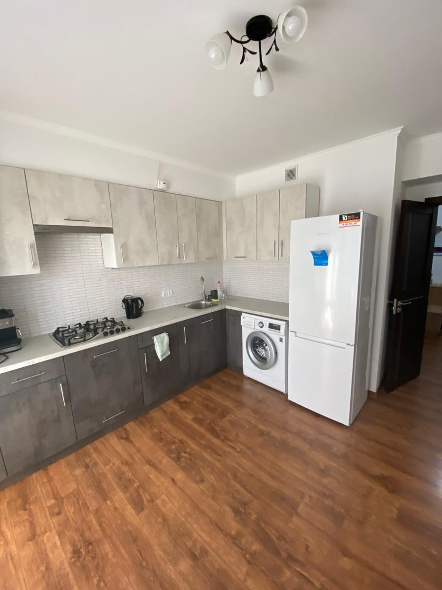 Apartament cu 1 cameră, 50 m², Centru, Chișinău foto 4