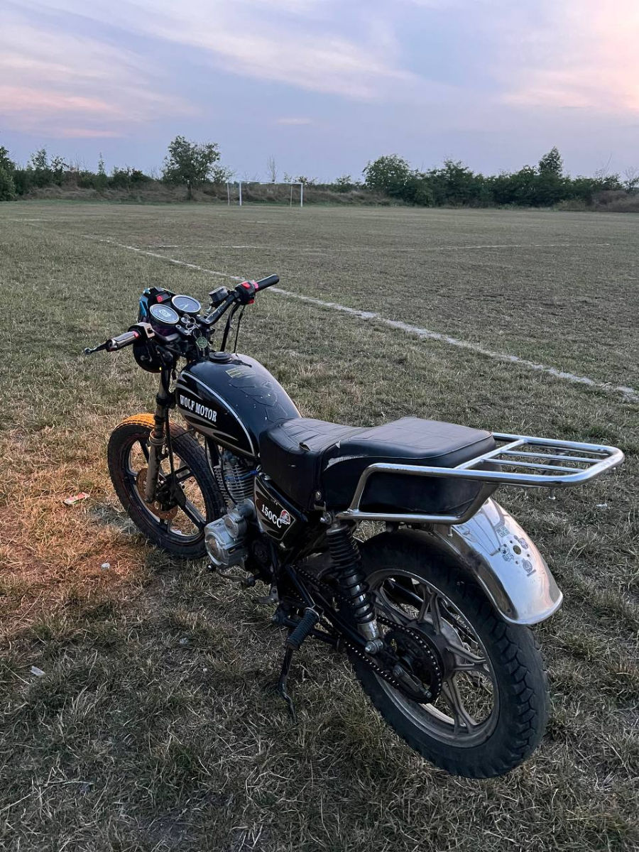Wolf Motors 150cc фото 1