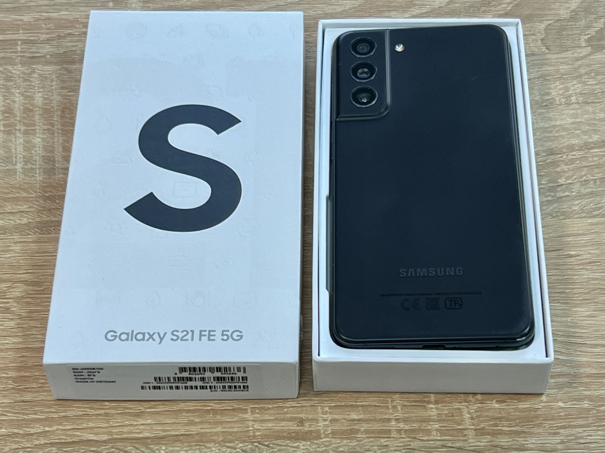 Samsung Galaxy s 21fe 8/256gb