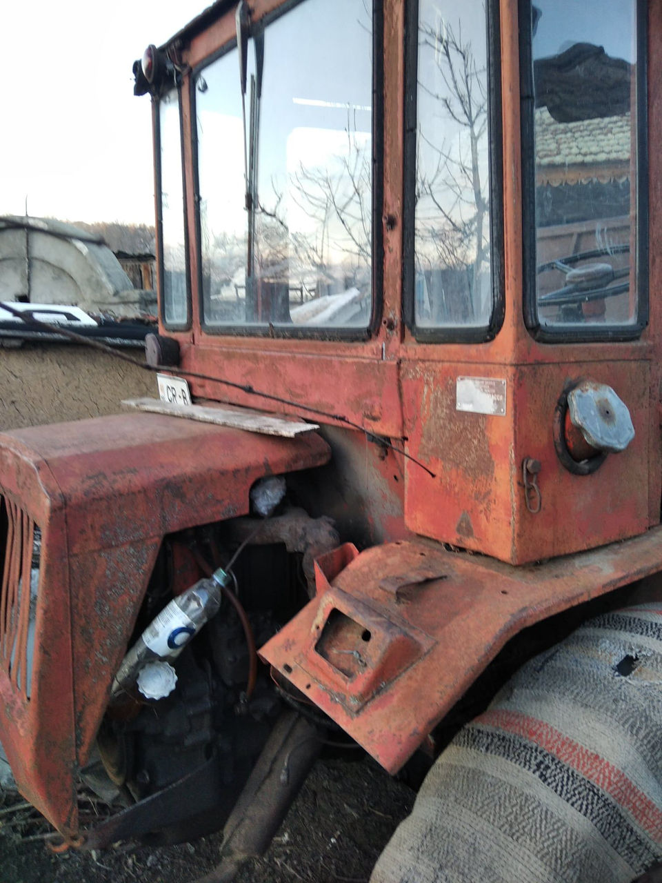 Tractor T16 фото 0