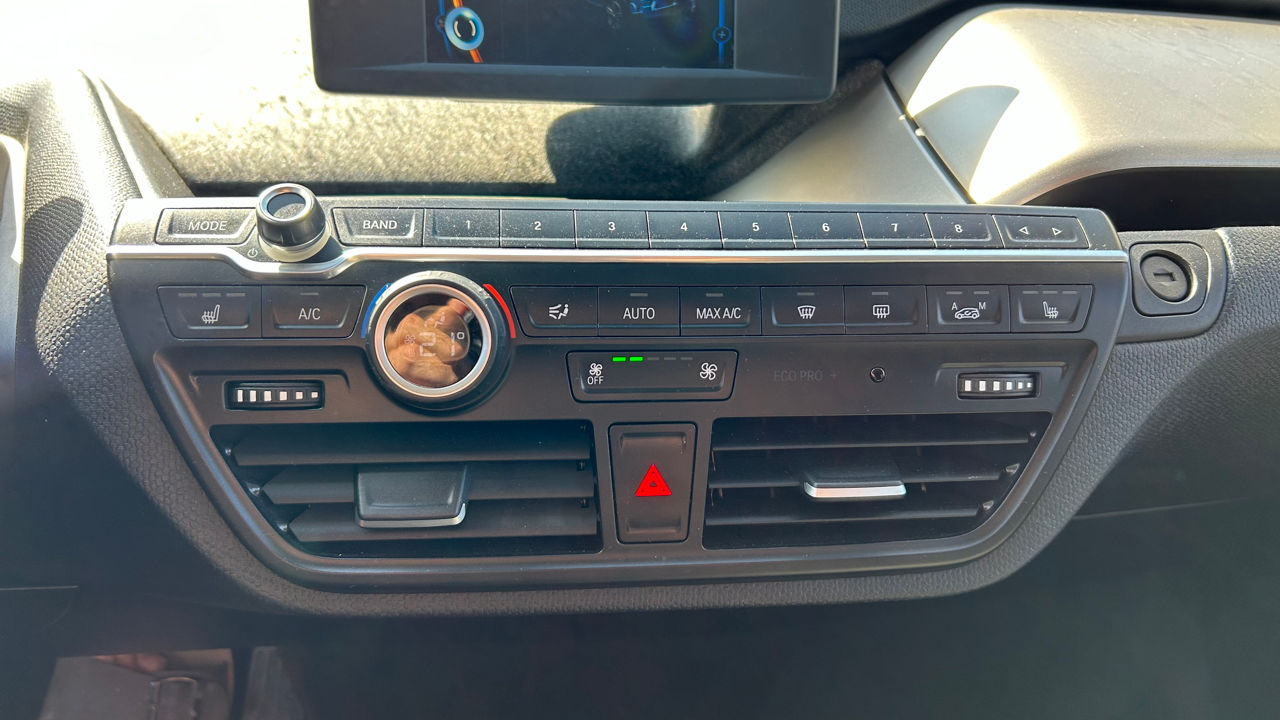 BMW i3 фото 16