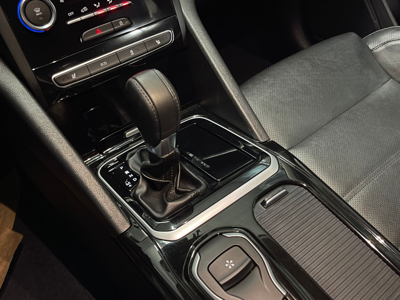 Renault Talisman foto 12