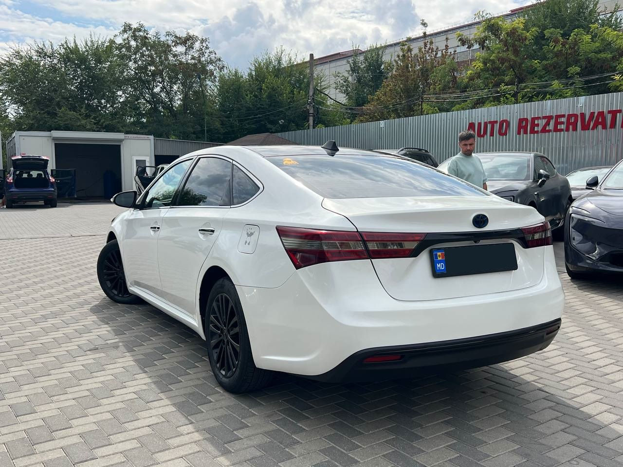 Toyota Avalon foto 2