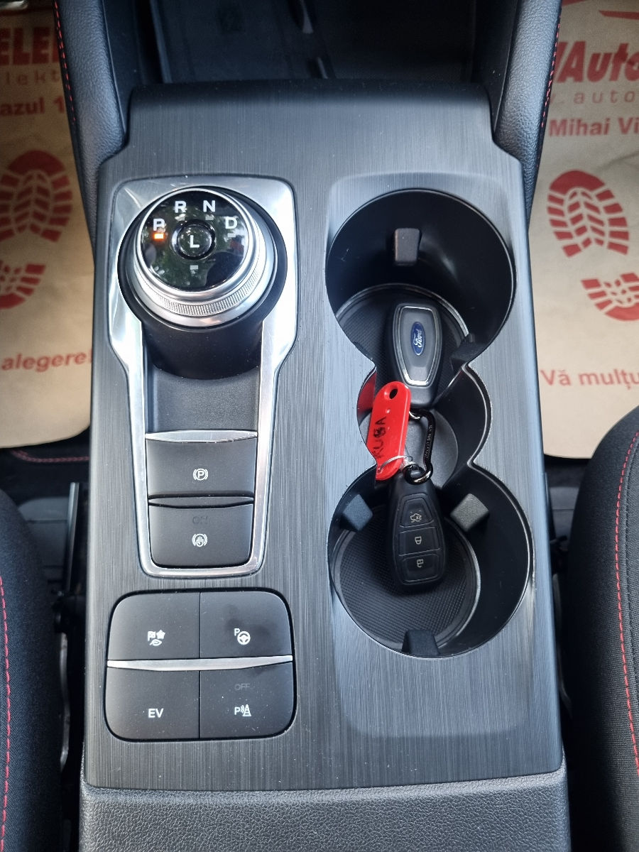 Ford Kuga 2020 photo 16