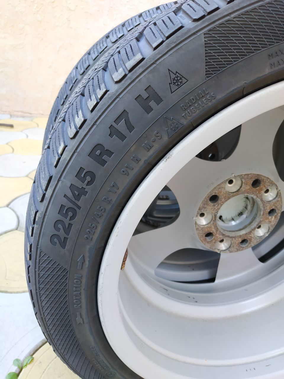 Continental 225 45 r17