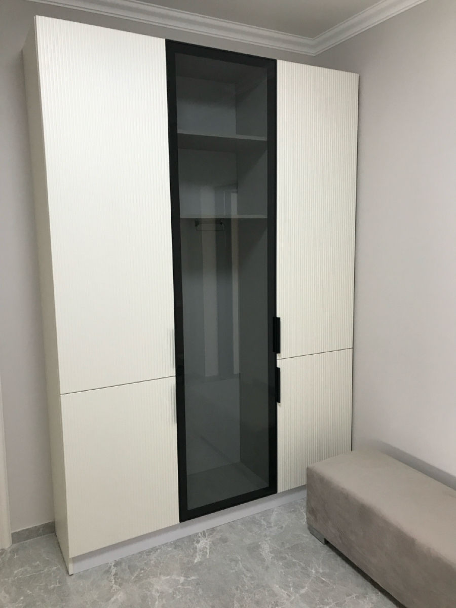 Mobilă la comandă ,lumină led+vopsire fasade MDF foto 5