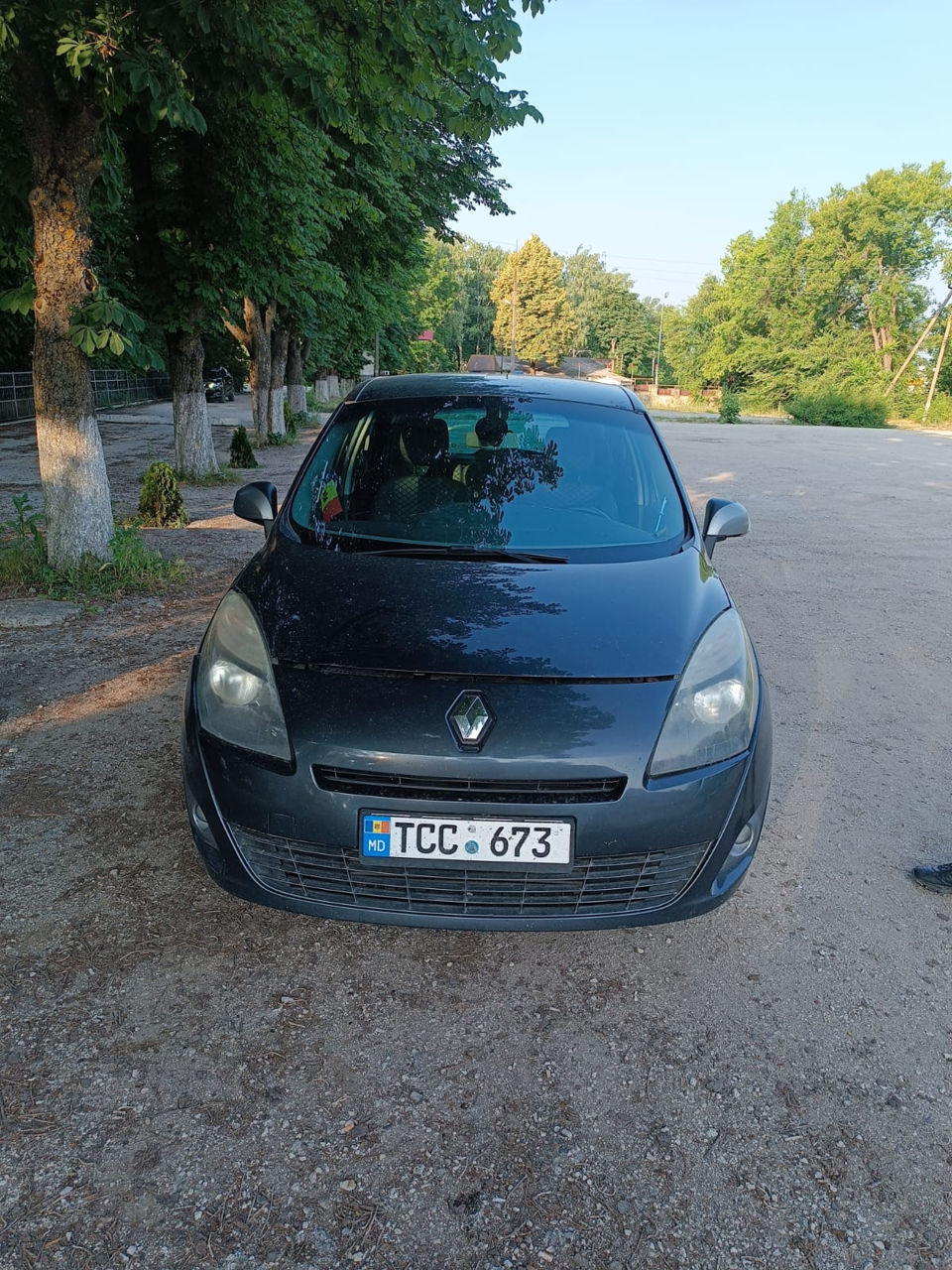 Renault Grand Scenic foto 1