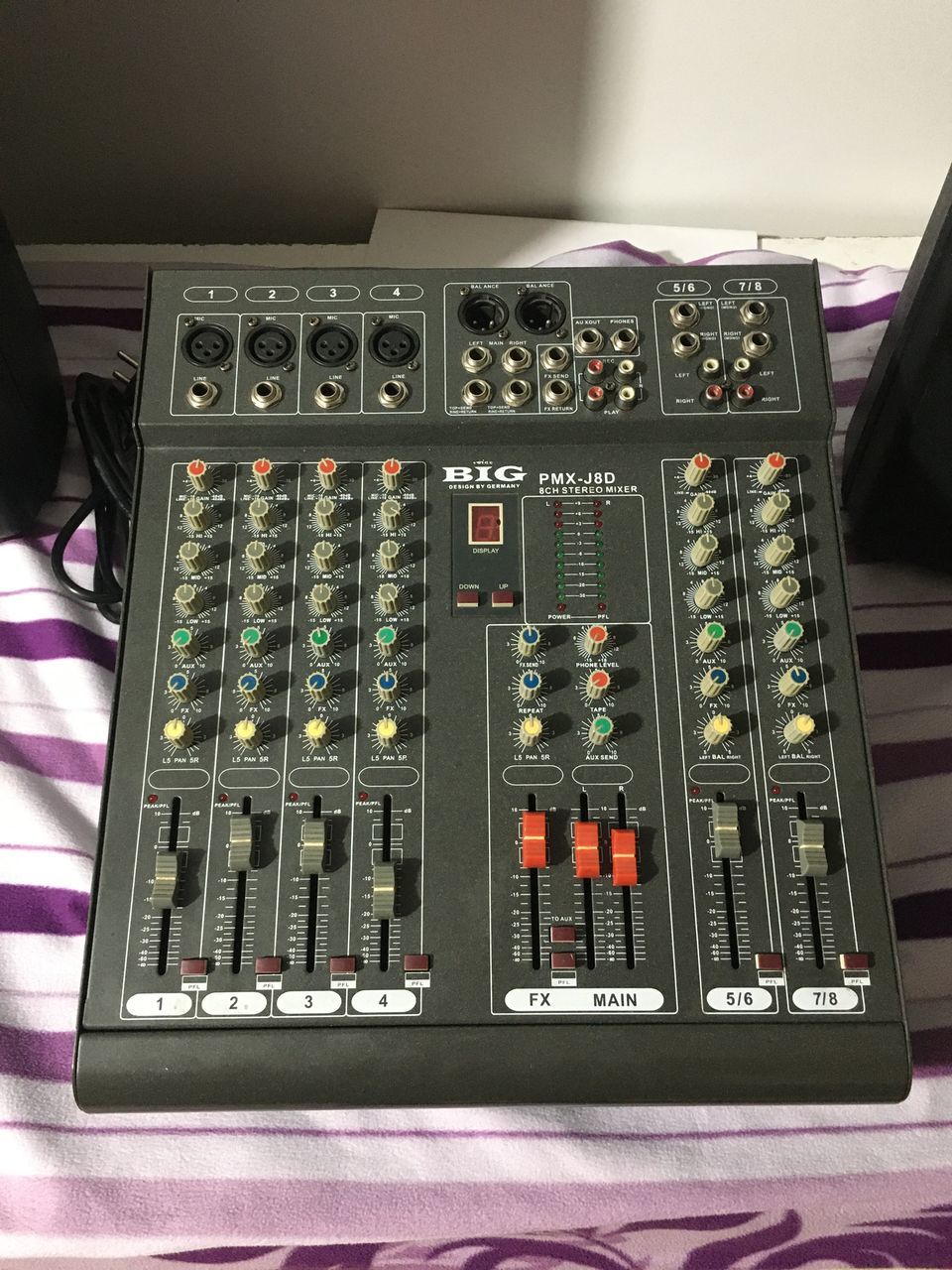 Mixer Activ Big Cu Rever Efecte 1200 W 200 Euro Mixer Activ Big Cu Rever Efecte 1200 W 200 Euro