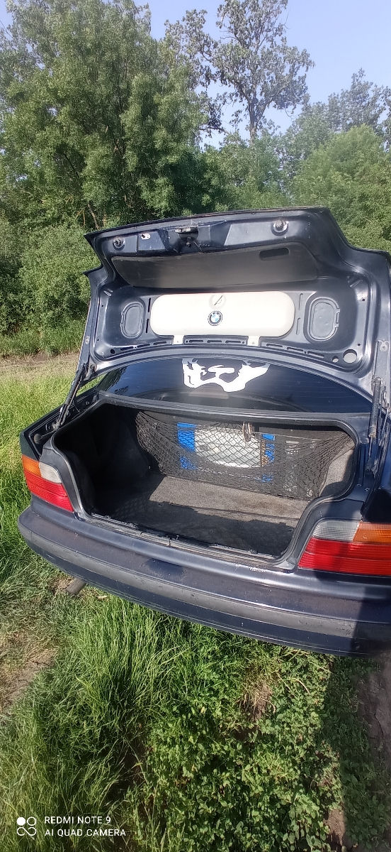 BMW 3 Series фото 3