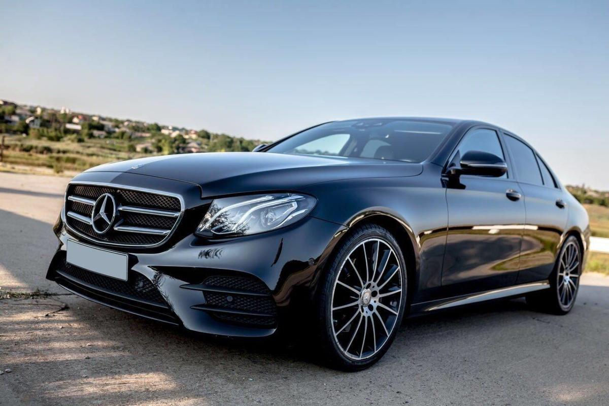 Mercedes E-Class AMG cu rulaj, 6000 €