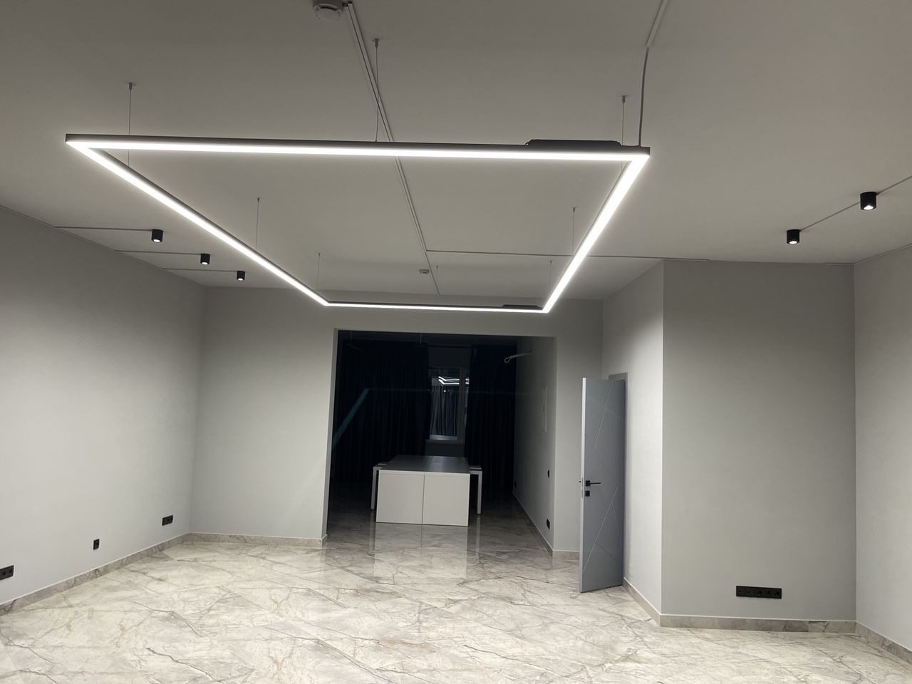 Corpuri de iluminat led liniare, panlight, corp Iluminat LED office, iluminat cu led-uri interior foto 10